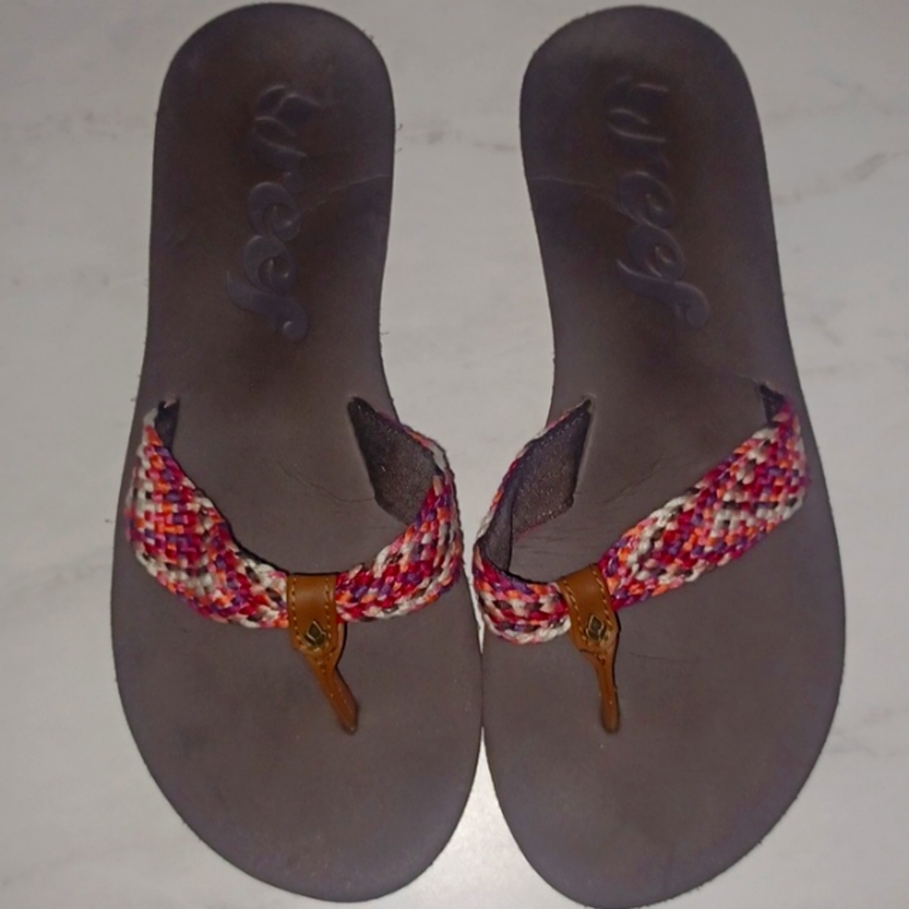 Reef Sandals - Picture 3 of 6